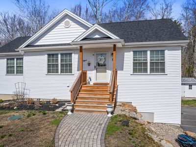 7 Crickett Lane