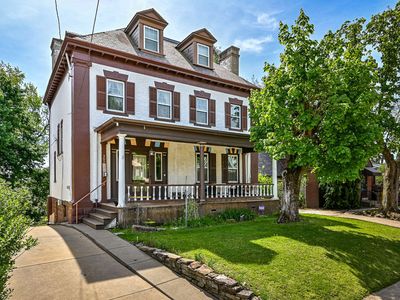 202 Summit Ave