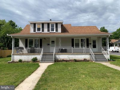 412 Broadview Blvd N