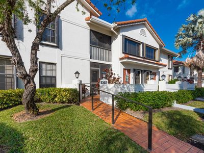 9717 Sills Drive E #103