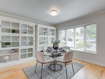585 Bryan Ave
