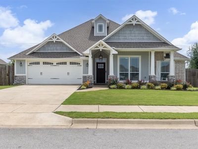 730 Macdonald Dr