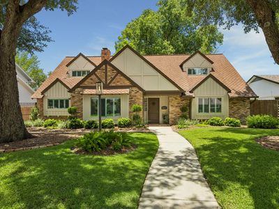 18222 Barbuda Ln