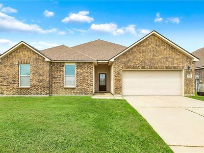 709 Lakeshore Village Dr
