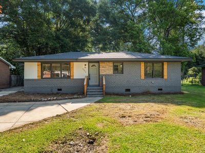 2322 Laurel Dr