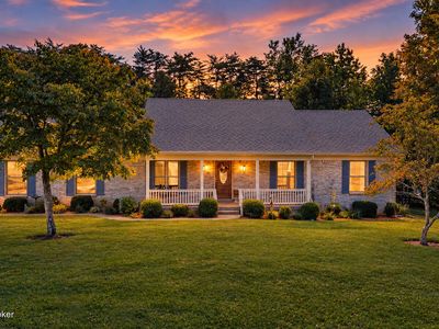 453 Laverne Ct