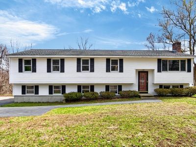 73 Nashua Rd