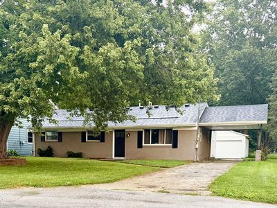 452 Faye Ave