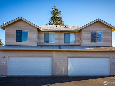 1552 E Maryland Street