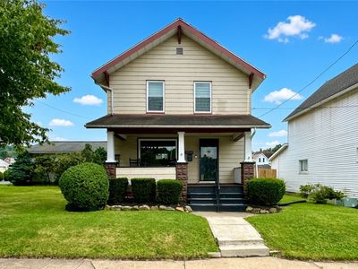 1028 Dewey Ave