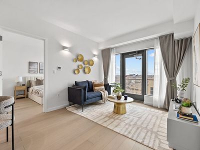 33-71 Prince St #13E
