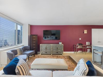 322 W 57th St APT 32Q