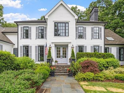 1054 Canterbury Ln