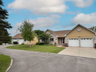 7645 84th Ave N