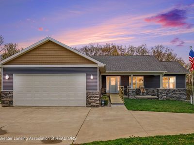4581 Skyline Dr