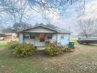 Property at 117 Thomas Ave, Oakboro, NC