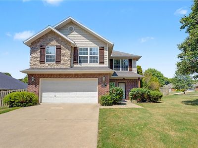 1821 N Cannondale Dr