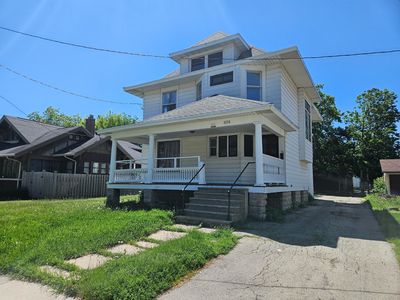 505 W Irving Ave