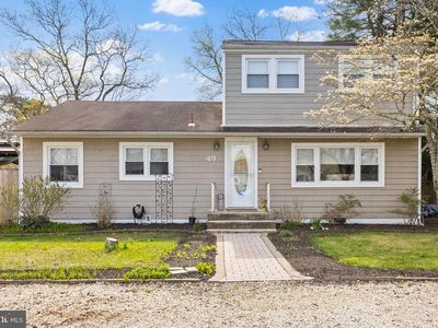 49 Burlington Dr