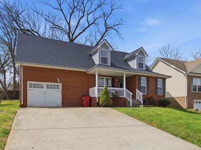 916 Excalibur Dr