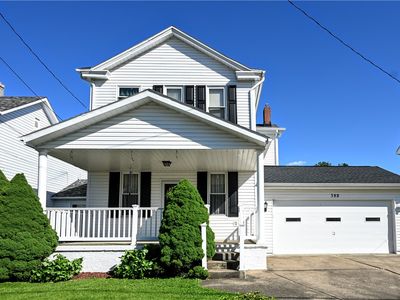 388 Bow St