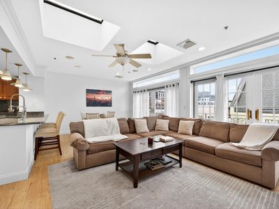 64 Madison St APT 5