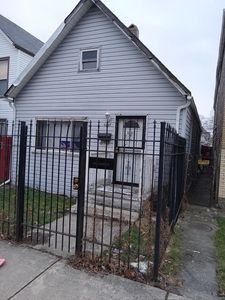 3307 W 37th Pl