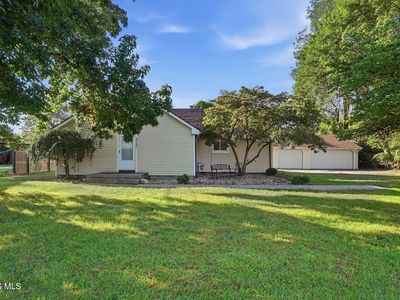 1543 Travis Dr