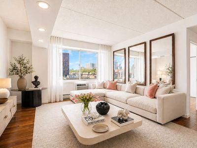 300 W 145th St APT 7L
