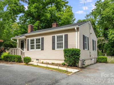 839 Kanuga Rd #4