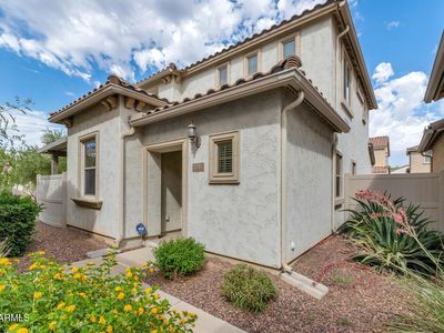2157 W SCULLY Drive