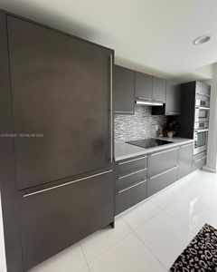 7875 NW 107th Ave APT 412
