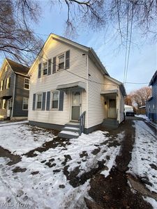 2251 W 67th St