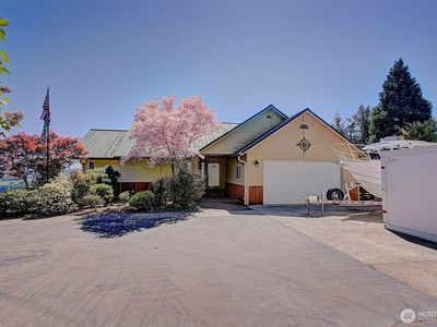 440 Fredrickson