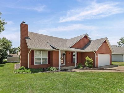 3280 Springbrook Dr