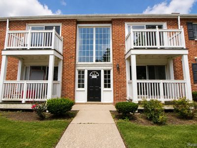 2440 Parmenter Blvd APT 102