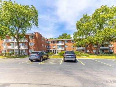 25 E Palatine Rd APT 309