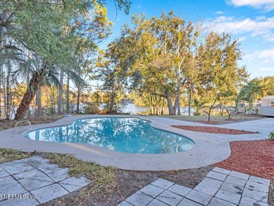 4041 AUTREY Avenue W