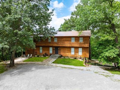 444 Cedar Cabin Ln