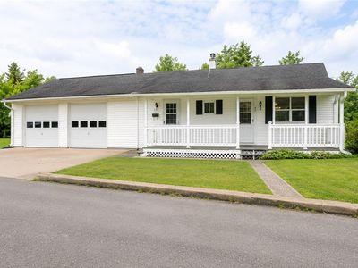 40 Sunset Dr