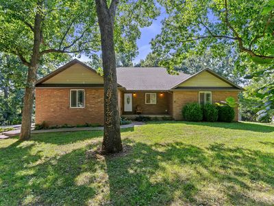 414 E Hughes Road