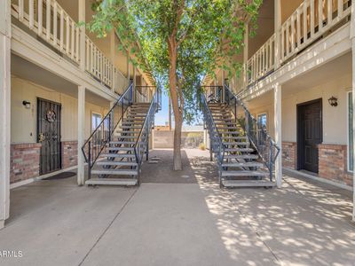 834 N CHERRY -- #1