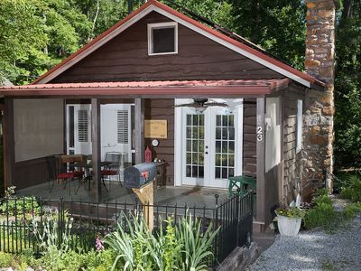 23 Leatherwood Ln