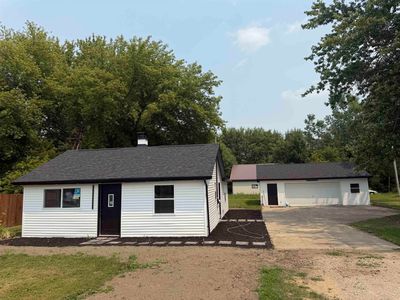 9095 East Rd