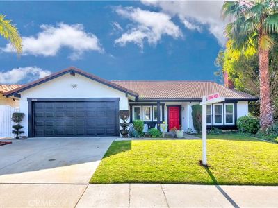 2108 E Orangeview Ln