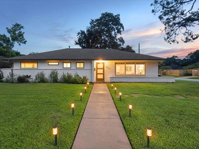 4429 Tonawanda Dr