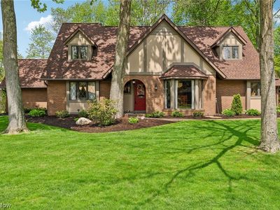 1572 Willoughby Dr