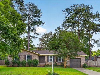121 Three Wood Ln