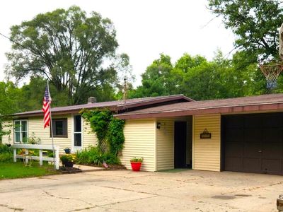 17010 Red Pine Dr NW