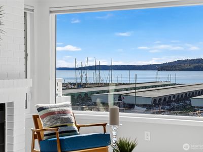 22609 6th Avenue S #202